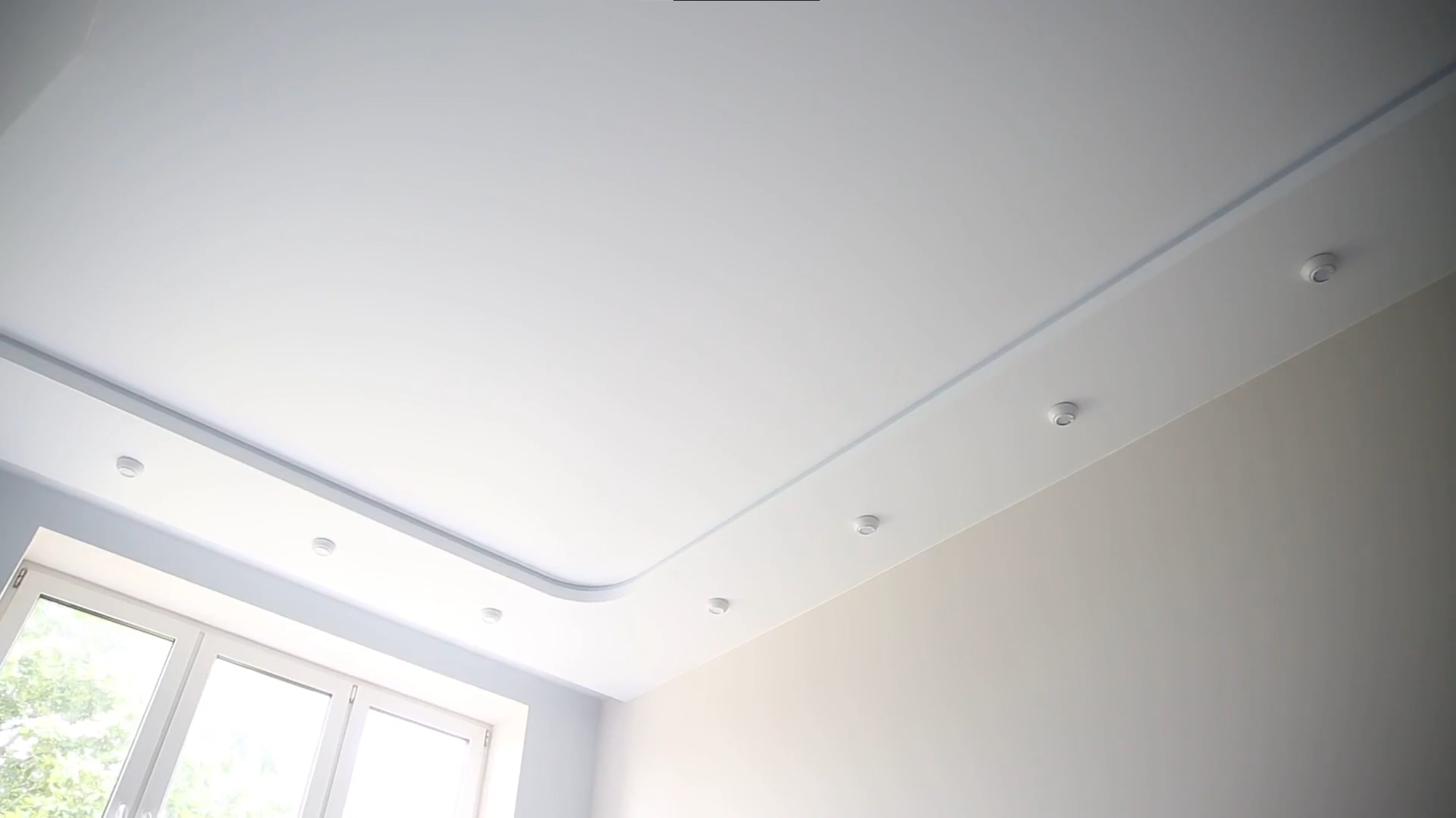 Двухуровневый